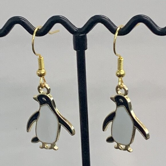 Penguin Earrings, Christmas Earring, Gift Idea, Penguin Jewelry, Holiday Earring - Picture 3 of 5